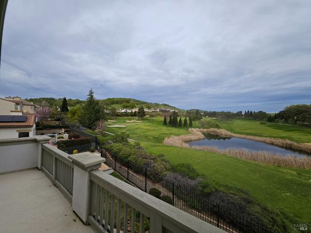 2901 Pebble Beach Cir, Fairfield, CA 94534