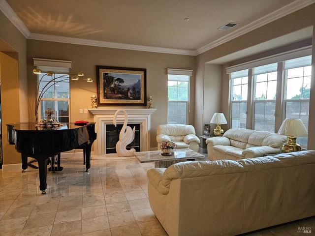 2901 Pebble Beach Cir, Fairfield, CA 94534