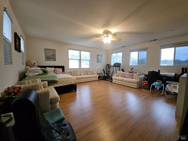 2901 Pebble Beach Cir, Fairfield, CA 94534