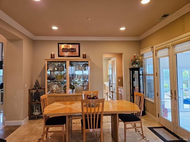 2901 Pebble Beach Cir, Fairfield, CA 94534