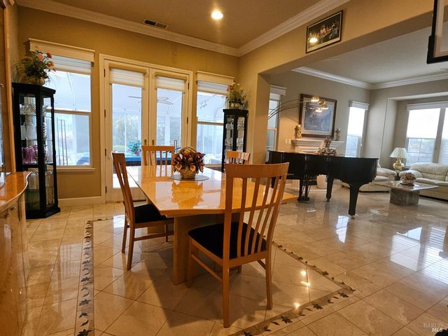 2901 Pebble Beach Cir, Fairfield, CA 94534