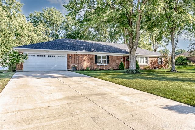 1487 Beaushire Circle, Washington Twp, OH 45459