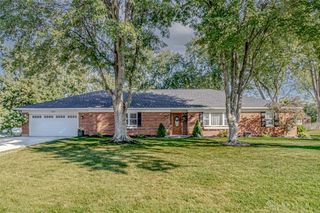 1487 Beaushire Circle, Washington Twp, OH 45459