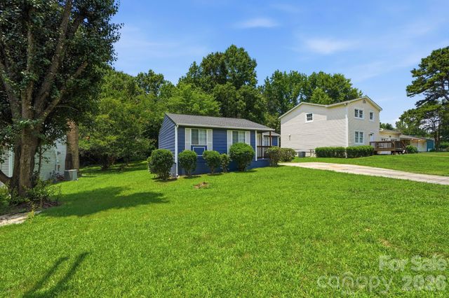 3719 Piney Grove Road, Charlotte, NC 28212