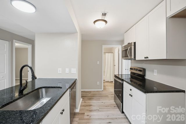 3719 Piney Grove Road, Charlotte, NC 28212