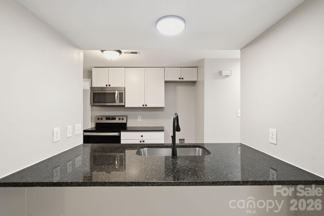 3719 Piney Grove Road, Charlotte, NC 28212