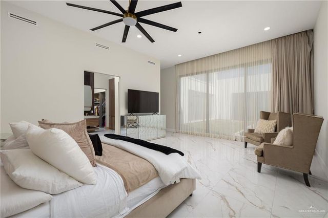 1106 Glenwood Avenue, Mission, TX 78572