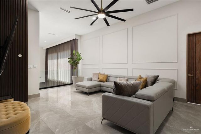 1106 Glenwood Avenue, Mission, TX 78572