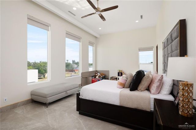 1106 Glenwood Avenue, Mission, TX 78572