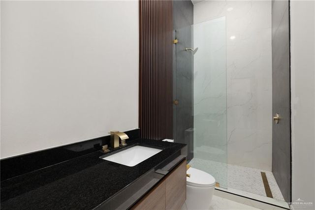 1106 Glenwood Avenue, Mission, TX 78572