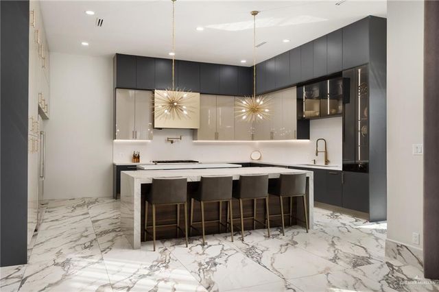 1106 Glenwood Avenue, Mission, TX 78572