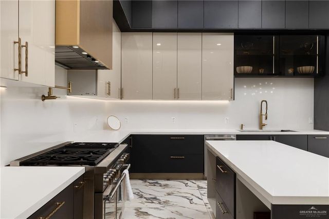 1106 Glenwood Avenue, Mission, TX 78572