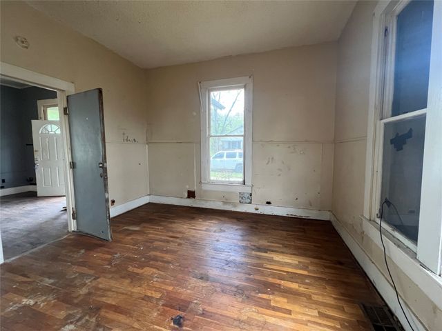 349 Fitzhugh Avenue, Paris, TX 75460