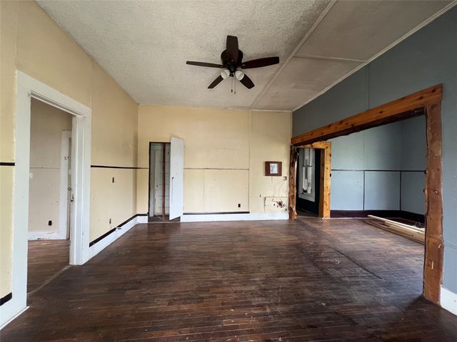 349 Fitzhugh Avenue, Paris, TX 75460