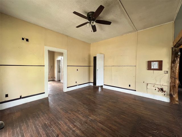 349 Fitzhugh Avenue, Paris, TX 75460