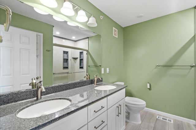 7640 Zane Avenue N, Brooklyn Park, MN 55443