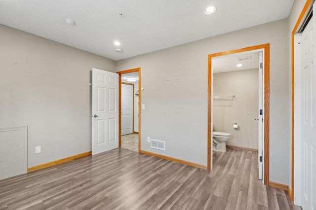 7640 Zane Avenue N, Brooklyn Park, MN 55443