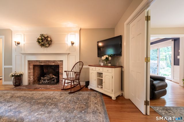 15 Hickory Hill Drive, Chester, CT 06412