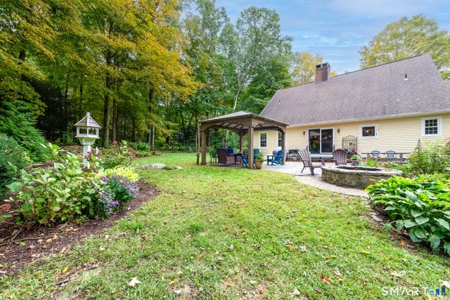 15 Hickory Hill Drive, Chester, CT 06412