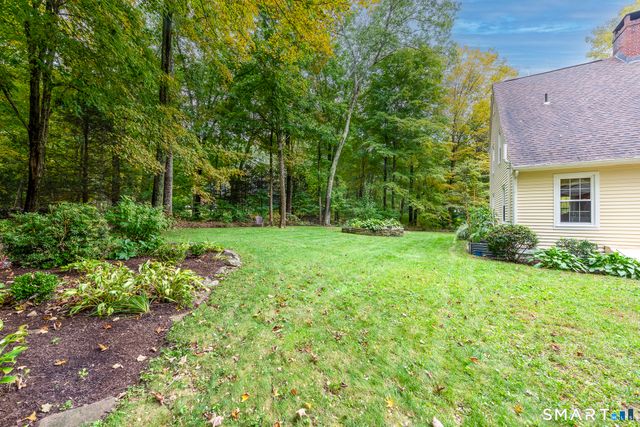 15 Hickory Hill Drive, Chester, CT 06412