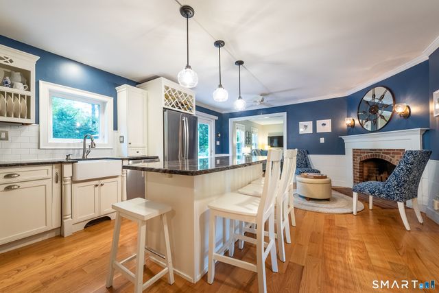 15 Hickory Hill Drive, Chester, CT 06412