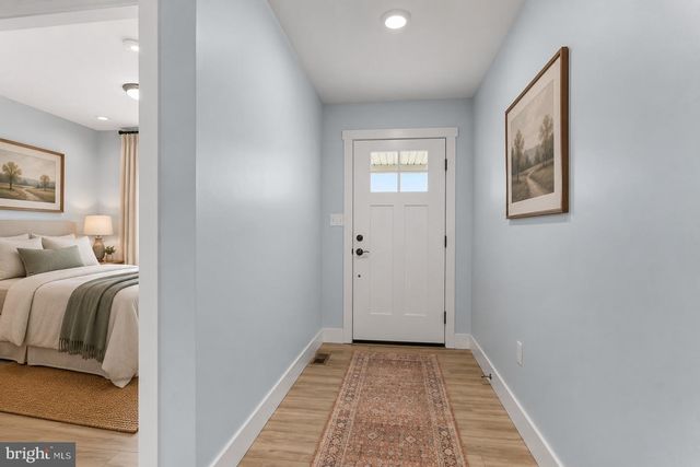 5 SHILLINGTON LANE, Carlisle, PA 17013