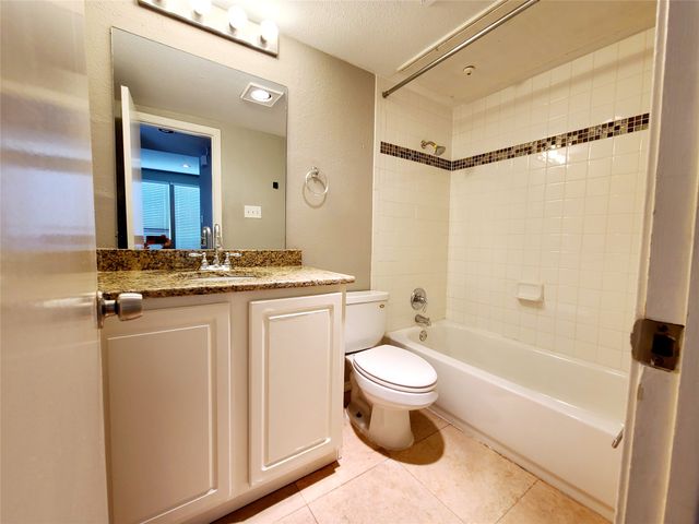 2002 N Fitzhugh Avenue 2, Dallas, TX 75204