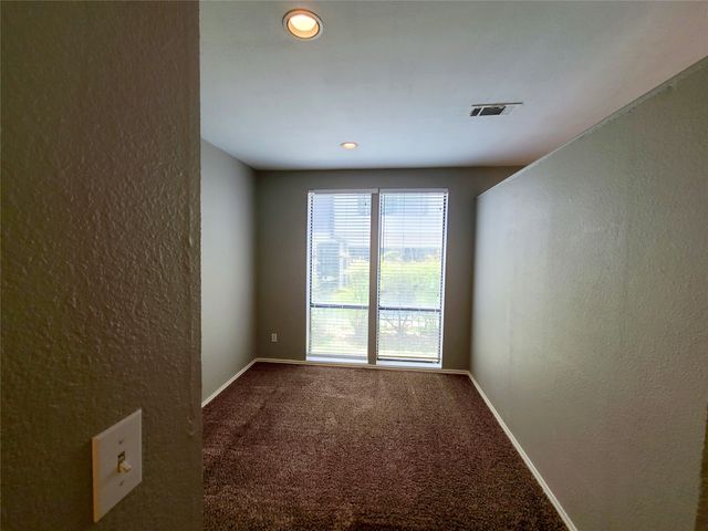 2002 N Fitzhugh Avenue 2, Dallas, TX 75204