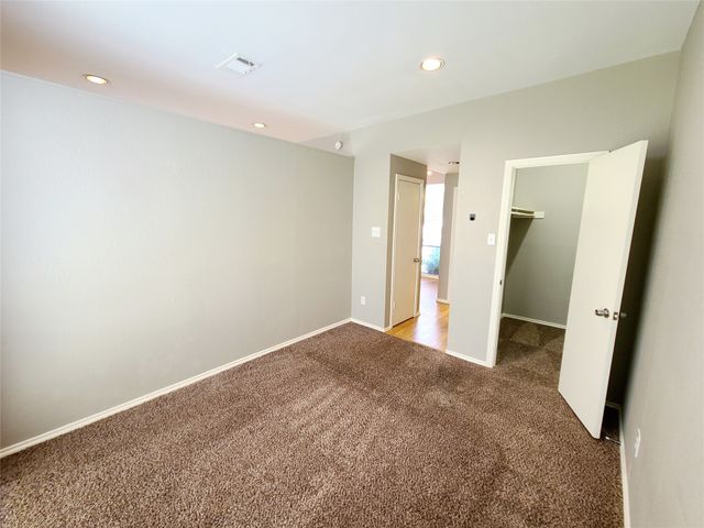 2002 N Fitzhugh Avenue 2, Dallas, TX 75204