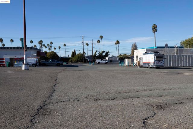 Address unavailable.