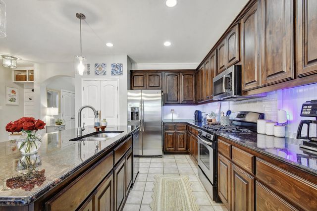 410 Easton DR, San Marcos, TX 78666