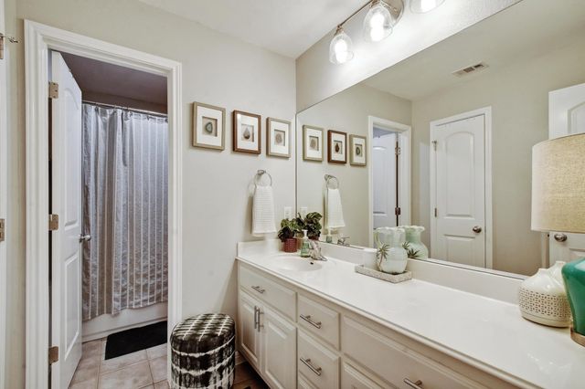 410 Easton DR, San Marcos, TX 78666