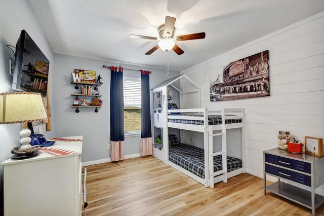 410 Easton DR, San Marcos, TX 78666