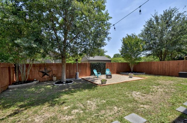 410 Easton DR, San Marcos, TX 78666