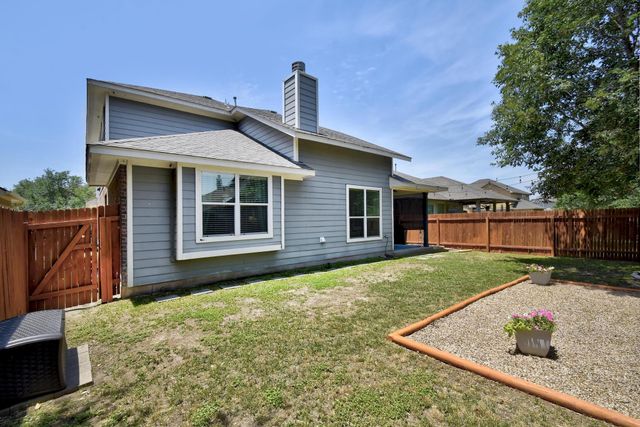 410 Easton DR, San Marcos, TX 78666