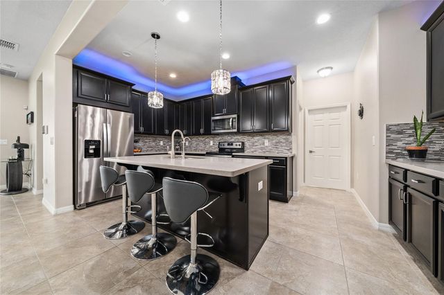 2891 AVIAN LOOP, Kissimmee, FL 34741