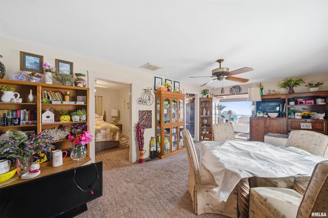 4222 N GALENA Road, Peoria, IL 61614