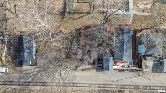 4222 N GALENA Road, Peoria, IL 61614