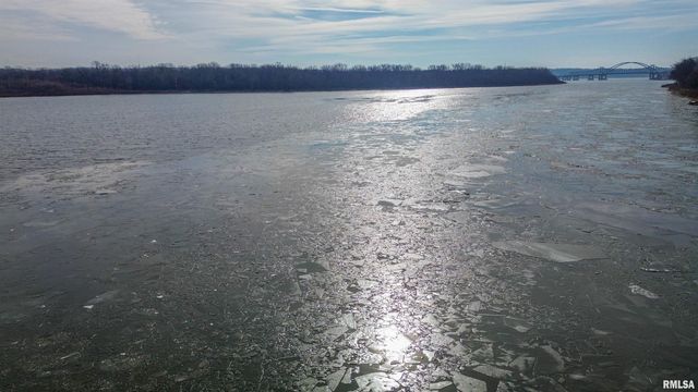 4222 N GALENA Road, Peoria, IL 61614