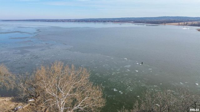 4222 N GALENA Road, Peoria, IL 61614