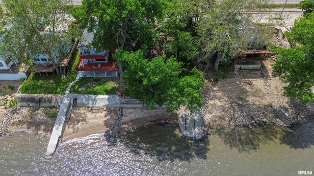 4222 N GALENA Road, Peoria, IL 61614