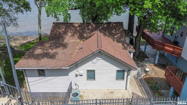 4222 N GALENA Road, Peoria, IL 61614