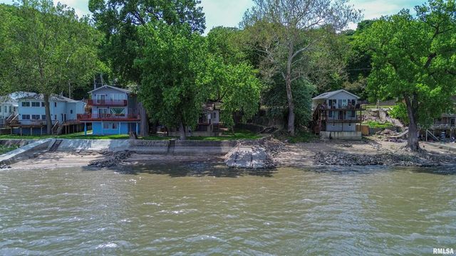 4222 N GALENA Road, Peoria, IL 61614