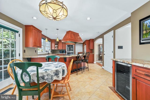 8410 TERRA WOODS DR, Springfield, VA 22153