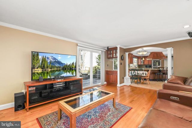 8410 TERRA WOODS DR, Springfield, VA 22153