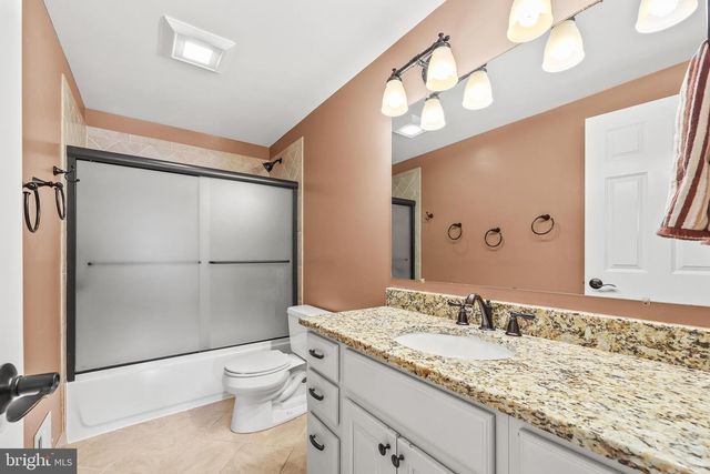 8410 TERRA WOODS DR, Springfield, VA 22153