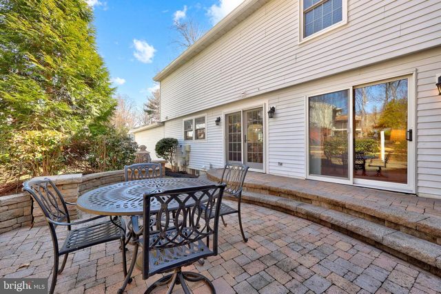 8410 TERRA WOODS DR, Springfield, VA 22153