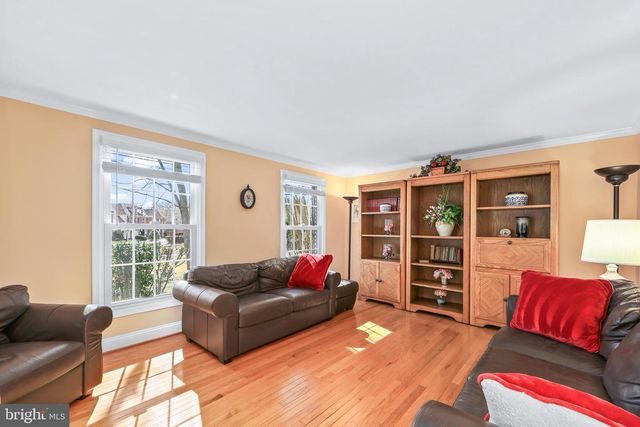 8410 TERRA WOODS DR, Springfield, VA 22153