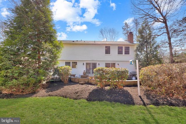 8410 TERRA WOODS DR, Springfield, VA 22153