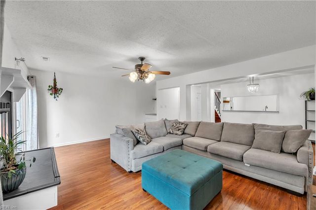 822 Quesnel DR, Virginia Beach, VA 23454